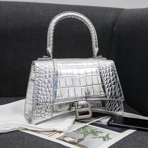 b- family kaili bag portable hourglass bag b- shaped buckle cowhide leather single-shoulder bag crossbody female crocodile skin embossed
b- family kaili bag portable hourglass bag b- shaped buckle cowhide leather single-shoulder bag crossbody female crocodile skin embossed