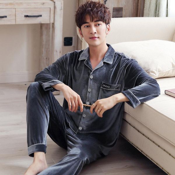mimi gold velvet pajamas men's autumn and winter loose large size velvet can wear home clothes coral men's pajamas set1, Black;brown
mimi gold velvet pajamas men's autumn and winter loose large size velvet can wear home clothes coral men's pajamas set1, Black;brown