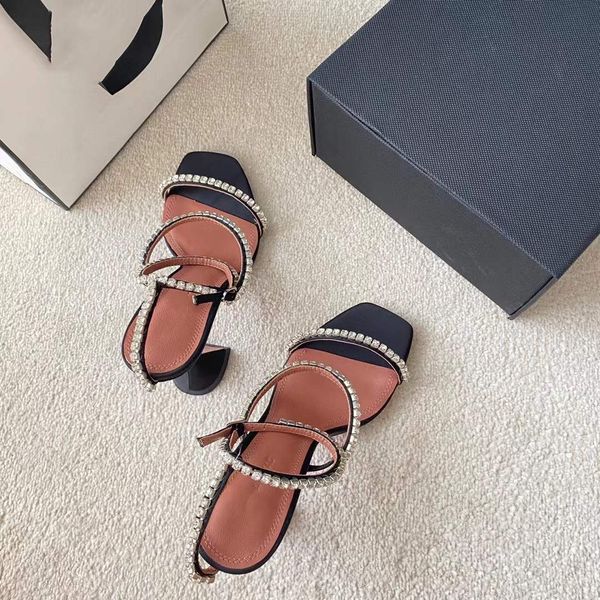 designer heels 2022 women slippers classic high heeled coarse heel 100% leather womans shoes wedding dress muller shoes parties occupation d, Black
designer heels 2022 women slippers classic high heeled coarse heel 100% leather womans shoes wedding dress muller shoes parties occupation d, Black