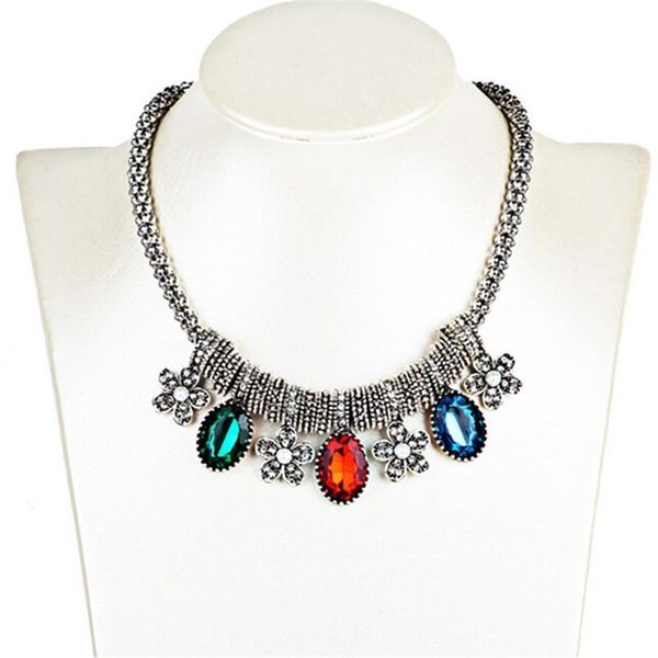 luxury vintage women choker necklace big crystal jewelry silver color chain flower luxury short gemstone pendant necklace, Golden;silver
luxury vintage women choker necklace big crystal jewelry silver color chain flower luxury short gemstone pendant necklace, Golden;silver