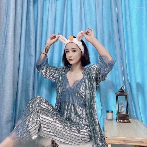 women's sleepwear bathrobe set lace pajamas female 4pcs home service with chest pad gold velvet kimono robe warm comfortable pijamas1, Black;red
women's sleepwear bathrobe set lace pajamas female 4pcs home service with chest pad gold velvet kimono robe warm comfortable pijamas1, Black;red