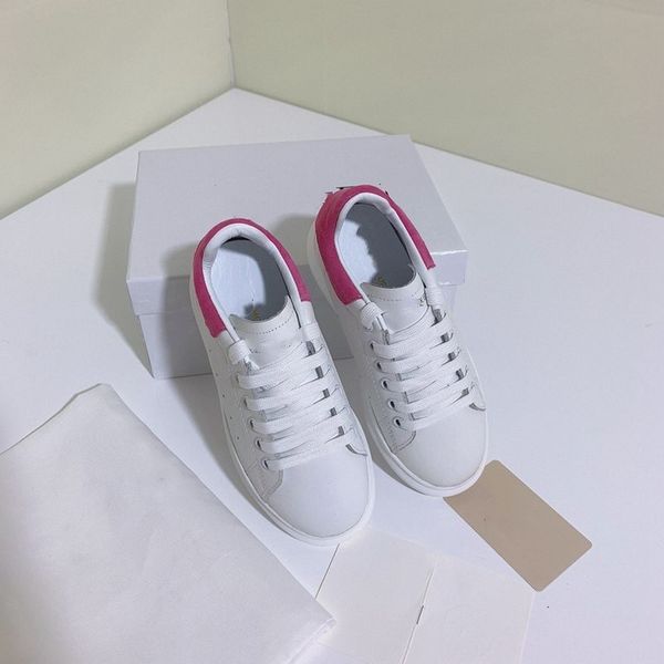 kids children's casual shoes trainers white leather platform shoes flat chaussures de sport zapatillas suede shoes 26-35, Black;red
kids children's casual shoes trainers white leather platform shoes flat chaussures de sport zapatillas suede shoes 26-35, Black;red