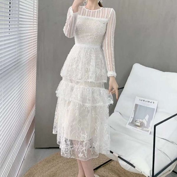 zawfl autumn self portrait pleated dress women long sleeve lace embroidery cascading ruffles long dress female layer cake dress c1024, Black;pink
zawfl autumn self portrait pleated dress women long sleeve lace embroidery cascading ruffles long dress female layer cake dress c1024, Black;pink
