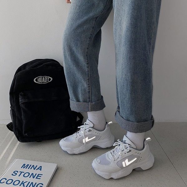 new women trendy retro daddy shoes female wisdom white sneakers winter new plus velvet casual all-match student shoes
new women trendy retro daddy shoes female wisdom white sneakers winter new plus velvet casual all-match student shoes