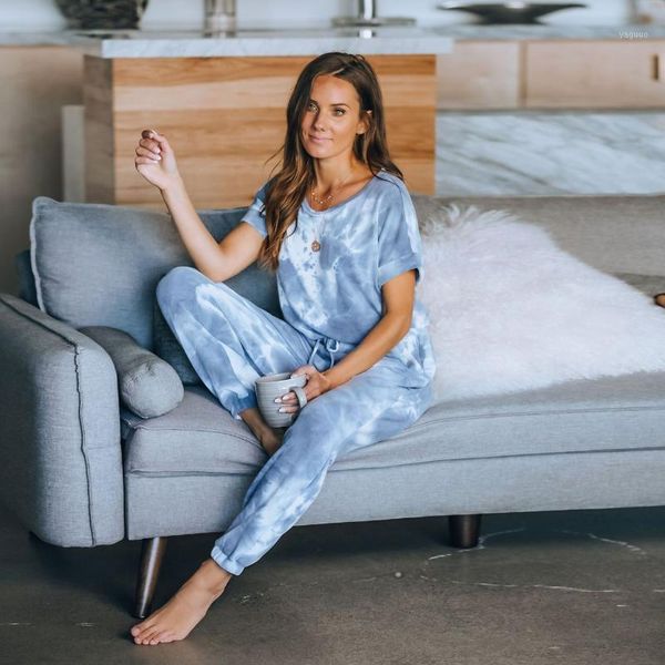 2pcs women 2020 summer tie-dyeing print slim pajama set short sleeve elastic waist pants set night sleepwear indoor homewear1, Black;red
2pcs women 2020 summer tie-dyeing print slim pajama set short sleeve elastic waist pants set night sleepwear indoor homewear1, Black;red
