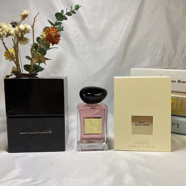 private collection perfume series 100ml the fragrance is rich and the fragrance is particularly fresh and elegant clean and lasting
private collection perfume series 100ml the fragrance is rich and the fragrance is particularly fresh and elegant clean and lasting