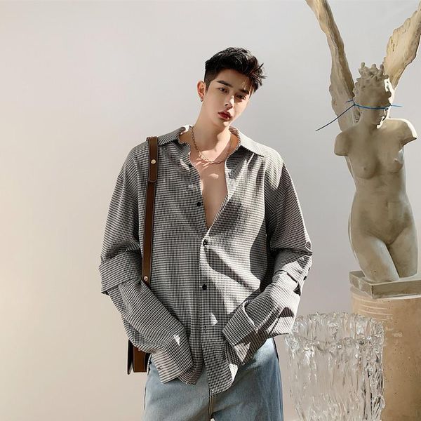 men splice long sleeve casual plaid shirt male korea style vintage streetwear loose shirts, White;black
men splice long sleeve casual plaid shirt male korea style vintage streetwear loose shirts, White;black