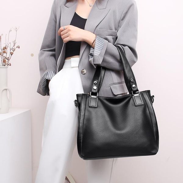 cross body ranhuang arrive 2021 women's fashion handbags soft leather shoulder bags girls luxury messenger large 1835
cross body ranhuang arrive 2021 women's fashion handbags soft leather shoulder bags girls luxury messenger large 1835