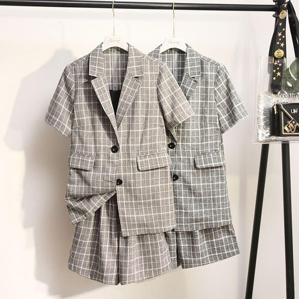 summer women short sleeve shirt+shorts suits vintage plaid elastic waist shorts sets elegant woman 2 piece set 5xl1, White
summer women short sleeve shirt+shorts suits vintage plaid elastic waist shorts sets elegant woman 2 piece set 5xl1, White