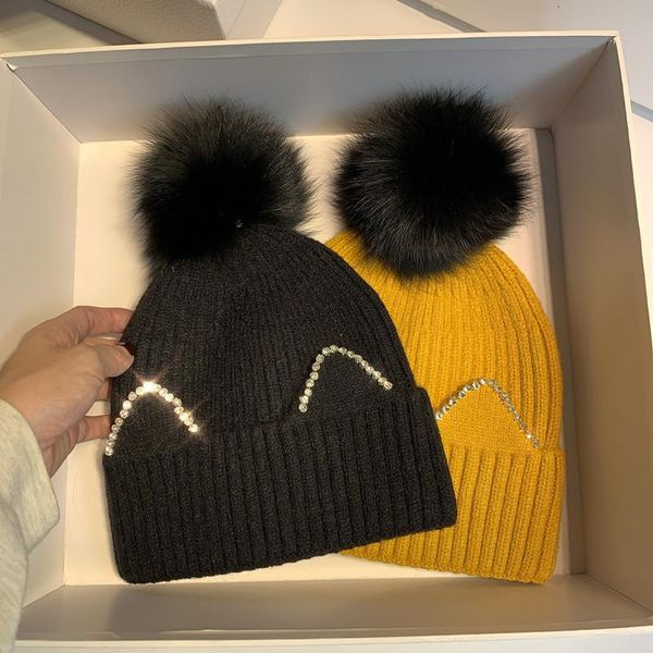 winter women girl thick wool knitting beanies cap casual real fur pompoms knit hat skullies, Blue;gray
winter women girl thick wool knitting beanies cap casual real fur pompoms knit hat skullies, Blue;gray