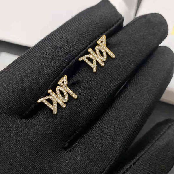 factory wholesale letter brass diamond irregular one network red blogger's same versatile casual earrings female, Golden
factory wholesale letter brass diamond irregular one network red blogger's same versatile casual earrings female, Golden