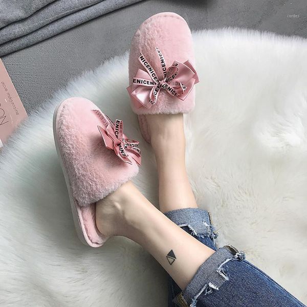 slippers 2021 women home winter warm shoes woman slip on flats slides female faux fur closed toe1, Black
slippers 2021 women home winter warm shoes woman slip on flats slides female faux fur closed toe1, Black