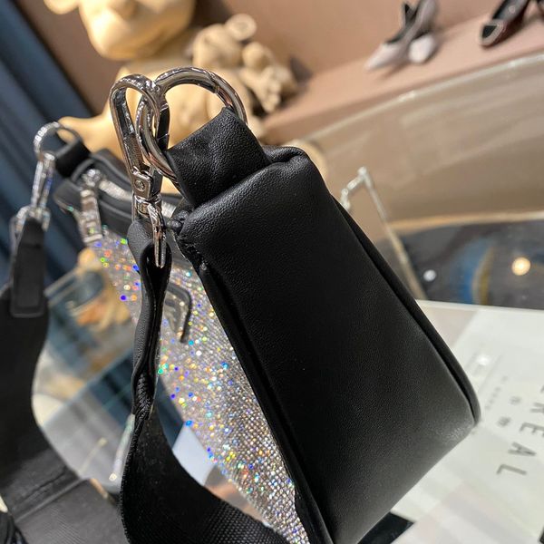 fashion hadbags female shoulder bags woman sac bag diamond cowhide mid-size rank retro special designer fast ship
fashion hadbags female shoulder bags woman sac bag diamond cowhide mid-size rank retro special designer fast ship