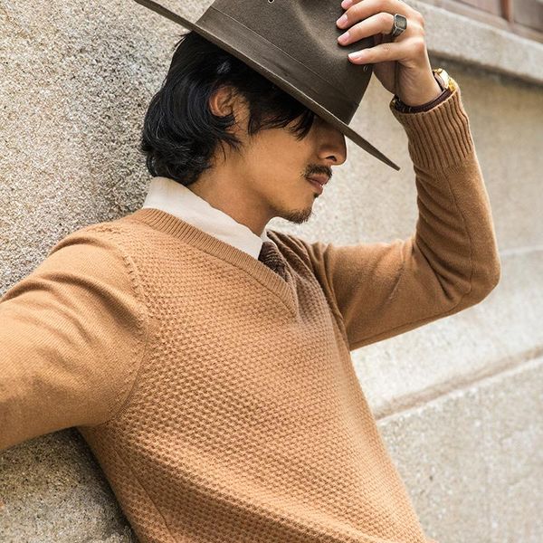 men's sweaters mens sweater autumn and winter retro british style v-neck plaid sweetheart neck long sleeve casual slim, White;black
men's sweaters mens sweater autumn and winter retro british style v-neck plaid sweetheart neck long sleeve casual slim, White;black