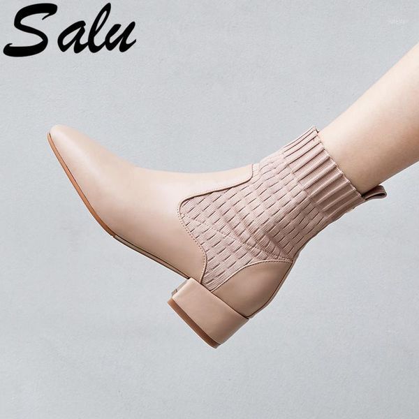 salu woman ankle boots square heel genuine leather boots shoes woman black retro round toe slip-on1
salu woman ankle boots square heel genuine leather boots shoes woman black retro round toe slip-on1