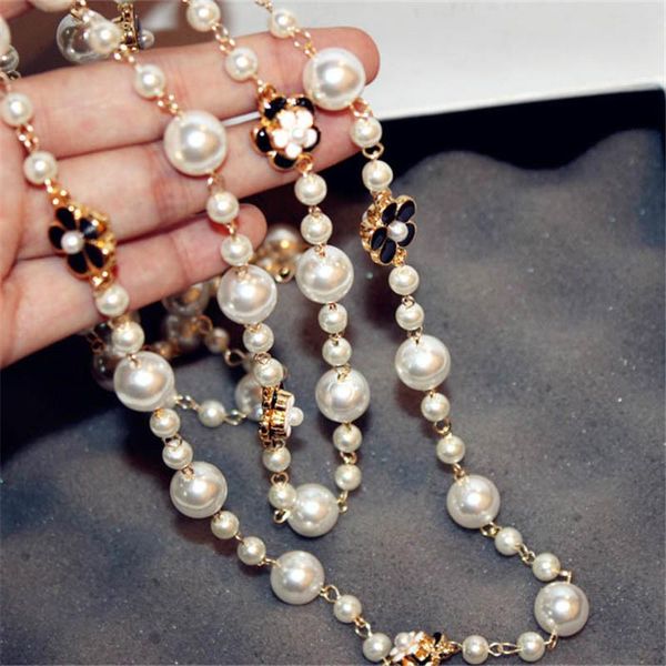 2020 women pearl chain long sweater pearl necklace&pendant golden luxury flower pendant necklace for women, Silver
2020 women pearl chain long sweater pearl necklace&pendant golden luxury flower pendant necklace for women, Silver
