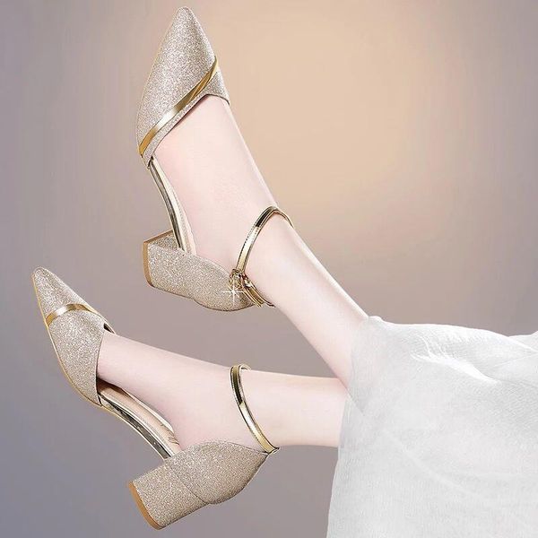 2020 new spring wild word buckle shallow mouth single shoes female korean version of the catwalk high heels women thick heels, Black
2020 new spring wild word buckle shallow mouth single shoes female korean version of the catwalk high heels women thick heels, Black