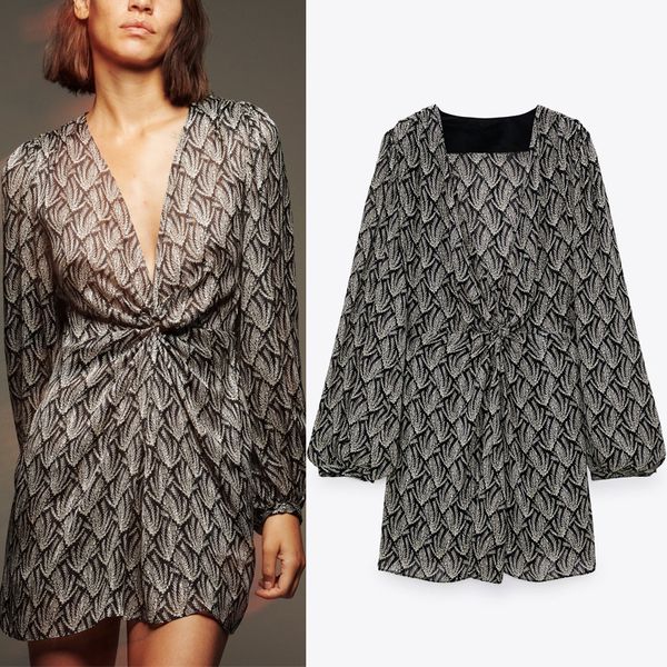 2021 new black printed draped mini women autumn long puff sleeve ruched short dress woman elegant knot chiffon ladies dresses c9vm, Black;gray
2021 new black printed draped mini women autumn long puff sleeve ruched short dress woman elegant knot chiffon ladies dresses c9vm, Black;gray