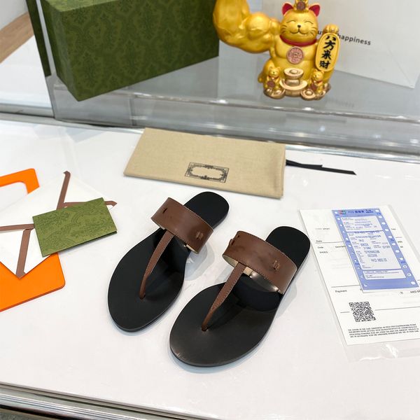 3s with box men women fashion slippers luxury slides summer flat slipper trendy leather rubber sandal mens beach lide size 35-45 high qualit, Black
3s with box men women fashion slippers luxury slides summer flat slipper trendy leather rubber sandal mens beach lide size 35-45 high qualit, Black