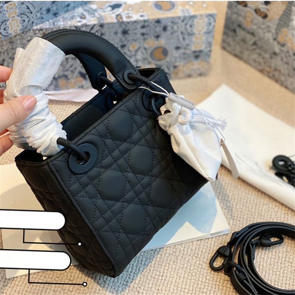 wholesale luxurys designers bags handbags lady tote crossbody bags wallet fashion purse matte backpack clutch bags with box high quality
wholesale luxurys designers bags handbags lady tote crossbody bags wallet fashion purse matte backpack clutch bags with box high quality