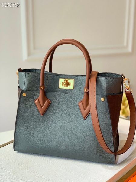 fashion designer one-shoulder canvas commuter elegant atmosphere handbag simple messenger classic shopping bag large capacity ladies special
fashion designer one-shoulder canvas commuter elegant atmosphere handbag simple messenger classic shopping bag large capacity ladies special