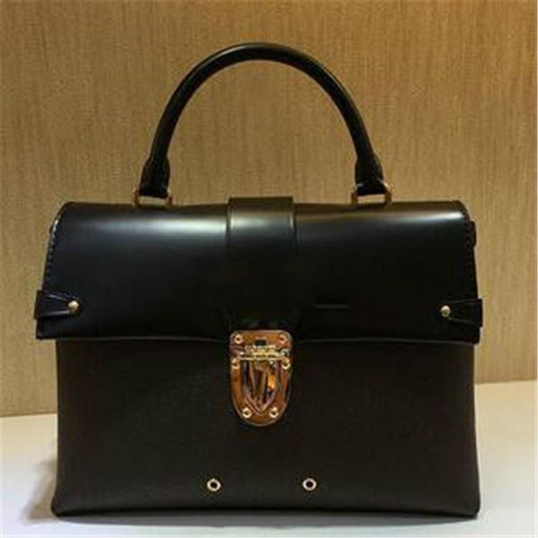 luxurys designers bags designer luxury women bucket shoulder bag classic lady solid drawstring hand shoulder bag travel holiday
luxurys designers bags designer luxury women bucket shoulder bag classic lady solid drawstring hand shoulder bag travel holiday