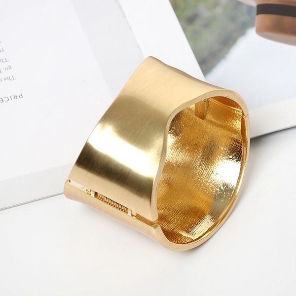 2020 punk exaggerated irregular surface mabright alloy cuff bangles simple bracelets for women couple vintage fashion jewelry, Black
2020 punk exaggerated irregular surface mabright alloy cuff bangles simple bracelets for women couple vintage fashion jewelry, Black