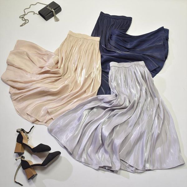 silk satin skirt midi woman 2021 cusual women skirt pleated korean style chiffon beach summer skirts womens with elastic waist, Black
silk satin skirt midi woman 2021 cusual women skirt pleated korean style chiffon beach summer skirts womens with elastic waist, Black