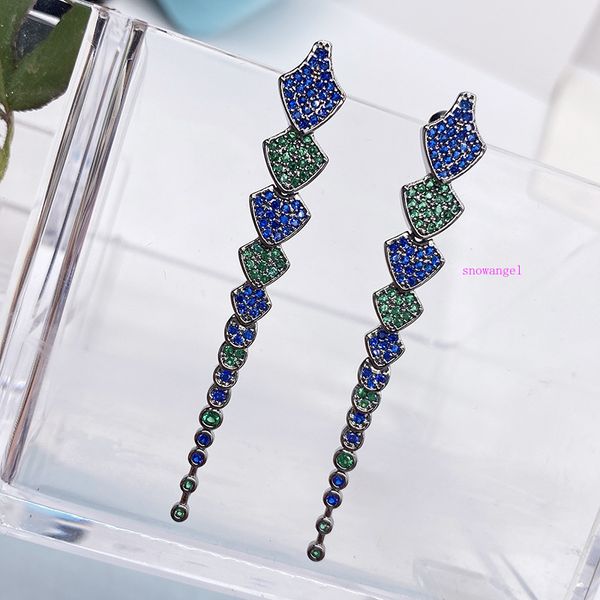 gun black serpent design female european and american cold wind snake earrings hipster exaggerated 925 silver needle
gun black serpent design female european and american cold wind snake earrings hipster exaggerated 925 silver needle