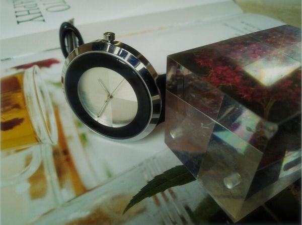couple watch men women brand simple designer gold watches fashion waterproof leather clock reloj mujer reloj hombre, Slivery;brown
couple watch men women brand simple designer gold watches fashion waterproof leather clock reloj mujer reloj hombre, Slivery;brown