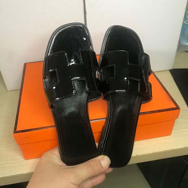 woman leather sandals slipper shoes orange classic sandals ladies summer flat slipper outdoor beach woman flip flops for woman 35-41 h100 06, Black
woman leather sandals slipper shoes orange classic sandals ladies summer flat slipper outdoor beach woman flip flops for woman 35-41 h100 06, Black