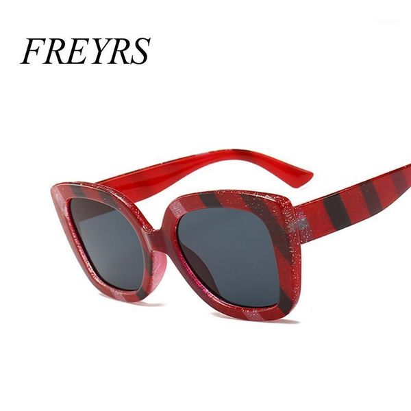 square sunglasses women brand rivet decoration chic vintage red sun glasses points sunnies female eyewear lunettes uv400 5292f1, White;black
square sunglasses women brand rivet decoration chic vintage red sun glasses points sunnies female eyewear lunettes uv400 5292f1, White;black