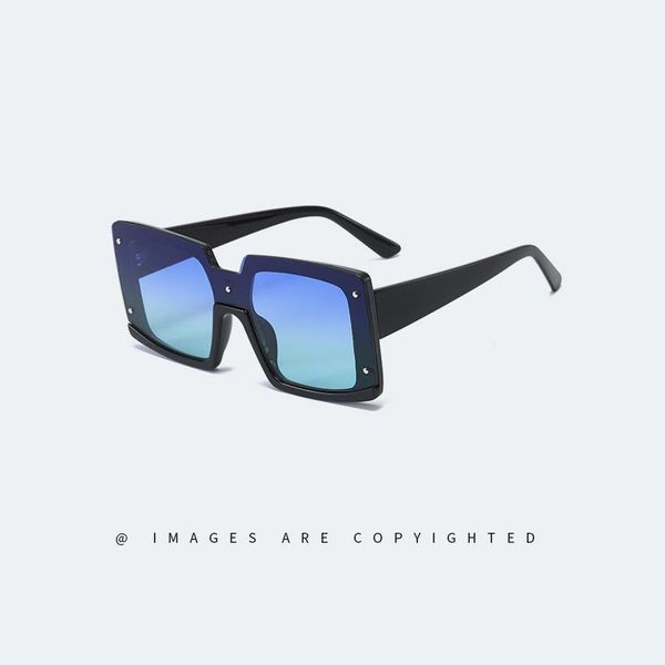 sunglasses 2021 fashion women's european and american large box shaped female glasses men1, White;black
sunglasses 2021 fashion women's european and american large box shaped female glasses men1, White;black