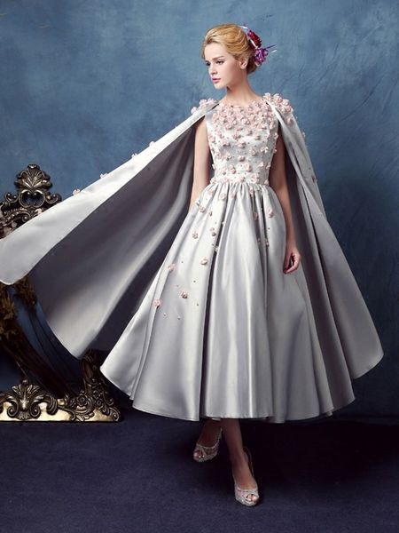 vintage silver flowers pearls tea-length arabic dubai prom dress 2021 with cap sleeves formal evening gowns vestidos de festa, Black;red
vintage silver flowers pearls tea-length arabic dubai prom dress 2021 with cap sleeves formal evening gowns vestidos de festa, Black;red