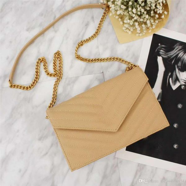 wholesale ladies designer handbag, fashion luxury handbags, luxury bag, designer bags,size 20*16*5.5cm
wholesale ladies designer handbag, fashion luxury handbags, luxury bag, designer bags,size 20*16*5.5cm