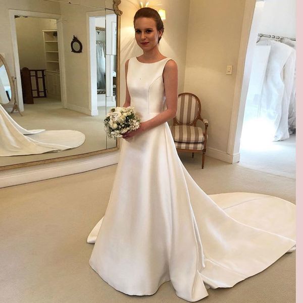 2021 new wedding satin dressed robe longue long soiree robe, simple bride to be cast *1087* mgz0, Blue;red
2021 new wedding satin dressed robe longue long soiree robe, simple bride to be cast *1087* mgz0, Blue;red