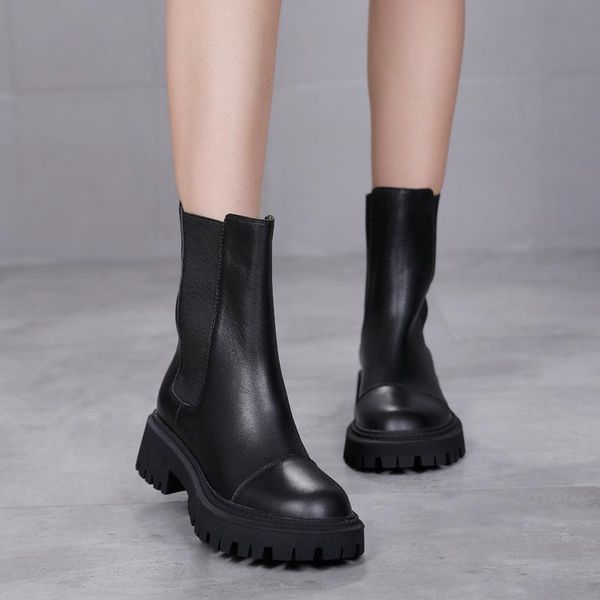2020 winter new leather martin boots women's european and american ins fashion internet celebrity same type thin boots, Black
2020 winter new leather martin boots women's european and american ins fashion internet celebrity same type thin boots, Black