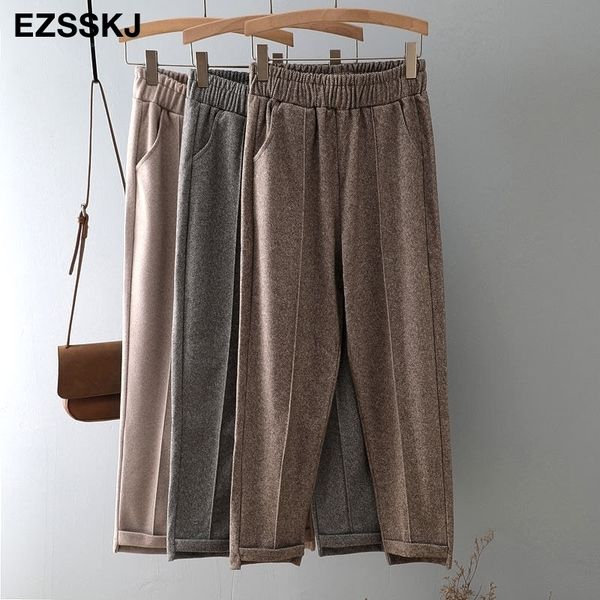 chic loose harem woolen pants women's autumn winter thick woolen pants women's straight high waist korean trouses 201031, Black;white
chic loose harem woolen pants women's autumn winter thick woolen pants women's straight high waist korean trouses 201031, Black;white