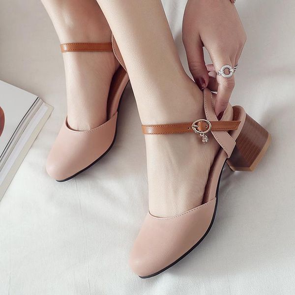 plus size 34-46 lady shoes hollow coarse sandals high-heeled shallow mouth pumps work women female high heels zapatilla lattice, Black
plus size 34-46 lady shoes hollow coarse sandals high-heeled shallow mouth pumps work women female high heels zapatilla lattice, Black
