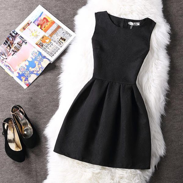 2020 summer floral print dress sleeveless vest party dresses womne a-line belle dress vestidos charming clothing, Black;gray
2020 summer floral print dress sleeveless vest party dresses womne a-line belle dress vestidos charming clothing, Black;gray