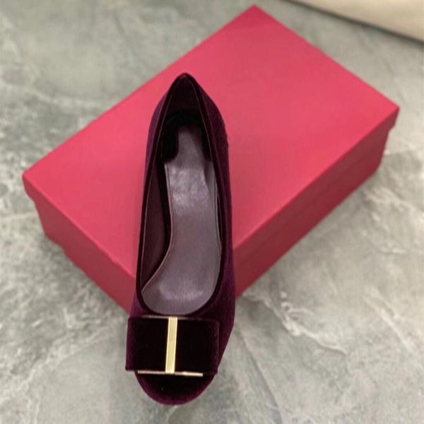 genuine leather women pumps sell for spring new fashion designer ladies pumps metal decoration round toe shoes, Black
genuine leather women pumps sell for spring new fashion designer ladies pumps metal decoration round toe shoes, Black