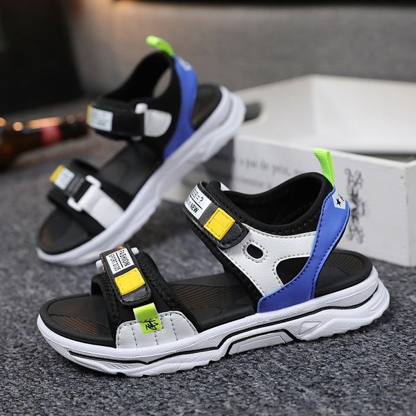 2020 children soft soles beach shoes male baby children's boys summer sandals, Black
2020 children soft soles beach shoes male baby children's boys summer sandals, Black