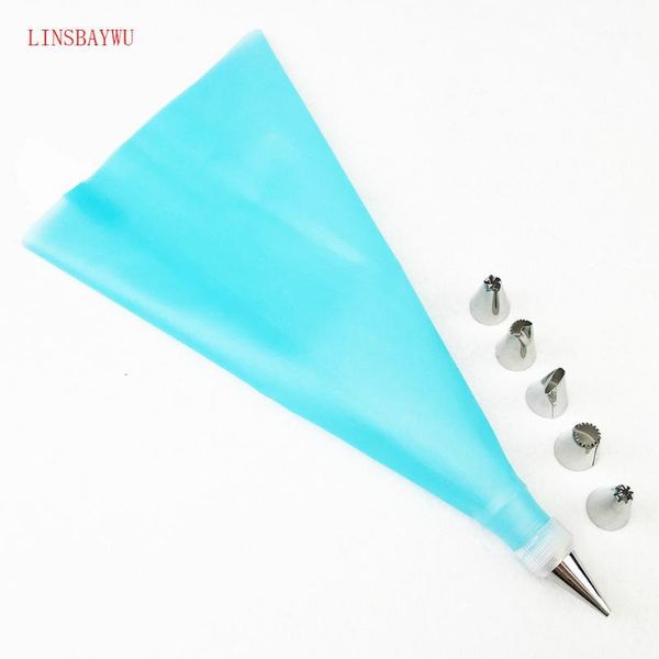 baking & pastry tools 8 pcs/set silicone icing piping cream bag + 6 stainless steel nozzle set diy cake decorating tips bakeware utensil1
baking & pastry tools 8 pcs/set silicone icing piping cream bag + 6 stainless steel nozzle set diy cake decorating tips bakeware utensil1