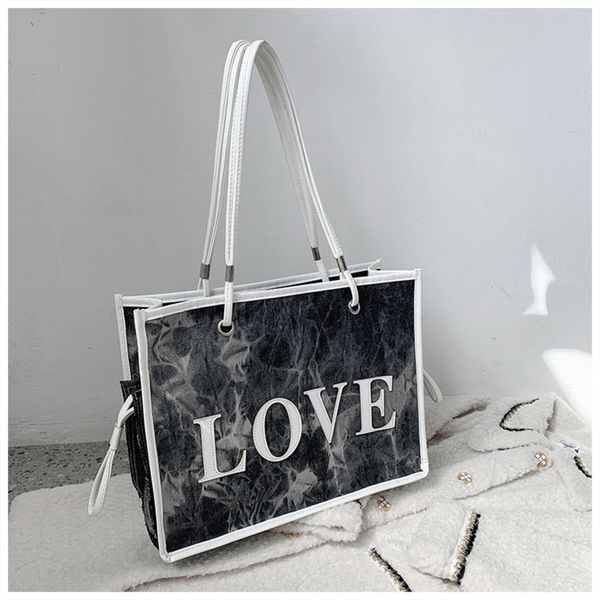 baroness simple big hand bagshoulder bagwomen 2020 new fashion fashion large capacity shoulder bag versatile women's portable tote bag
baroness simple big hand bagshoulder bagwomen 2020 new fashion fashion large capacity shoulder bag versatile women's portable tote bag