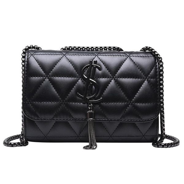 ladies lingge chain bag new fashion simple pu black shoulder messenger bag 
ladies lingge chain bag new fashion simple pu black shoulder messenger bag