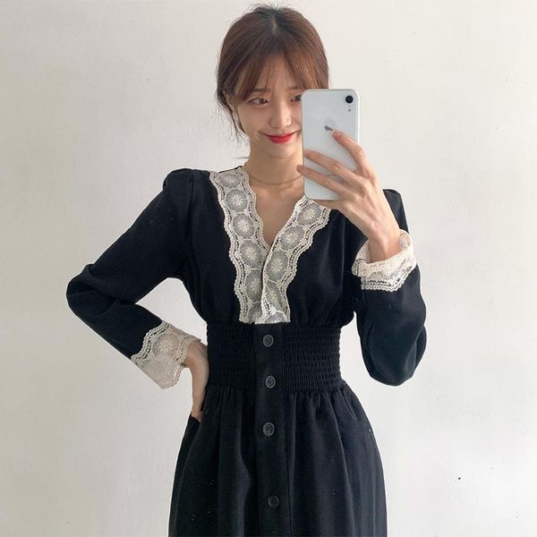 zcsmll korean ins french elegant v-neck heavy lace crochet stitching single breasted thin waist mid-length dress1, Black;gray
zcsmll korean ins french elegant v-neck heavy lace crochet stitching single breasted thin waist mid-length dress1, Black;gray
