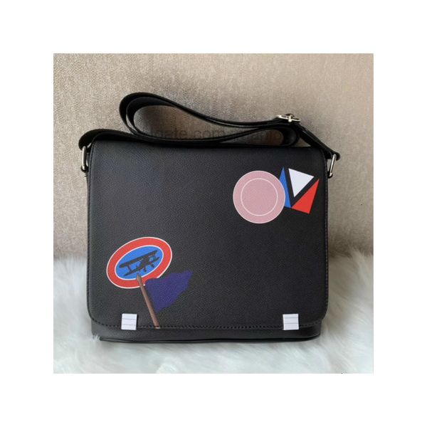 bag district pm high-end quality famous classic women designers fashion men messenger bags cross body bag school bookbag designer
bag district pm high-end quality famous classic women designers fashion men messenger bags cross body bag school bookbag designer