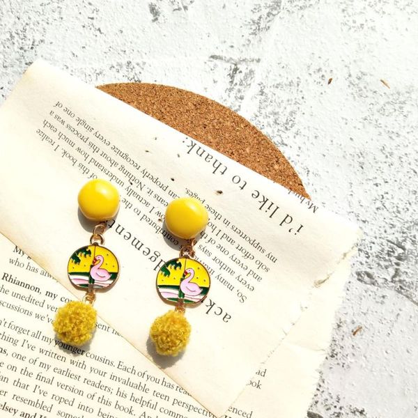 sncsdk 2021 creative cute girl long bird yellow hair ball resin ear clip women's stud earrings small fresh fashion accessories, Golden;silver
sncsdk 2021 creative cute girl long bird yellow hair ball resin ear clip women's stud earrings small fresh fashion accessories, Golden;silver