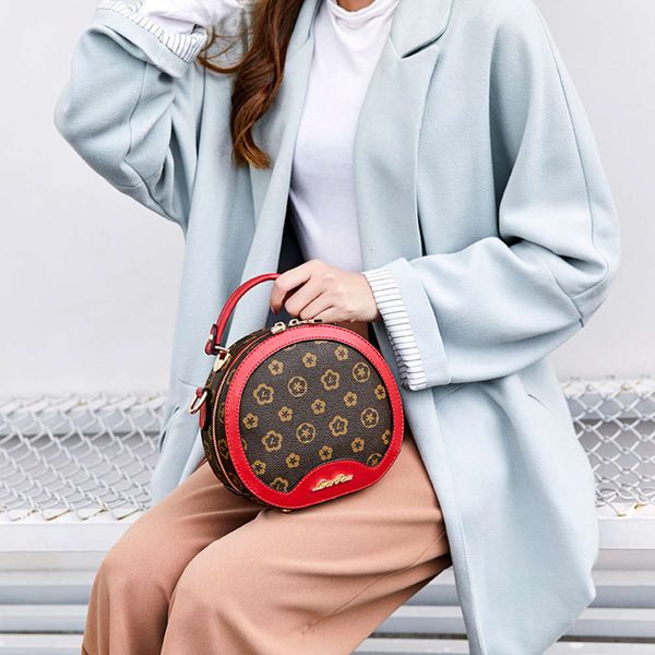 luxurys designers 2021 new women's small round korean fashion one shoulder cross carry bag
luxurys designers 2021 new women's small round korean fashion one shoulder cross carry bag
