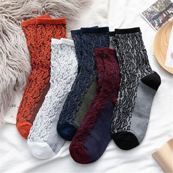 2021 new retro court ethnic style mid women socks personality cotton socks women crew pile of, Black;white
2021 new retro court ethnic style mid women socks personality cotton socks women crew pile of, Black;white